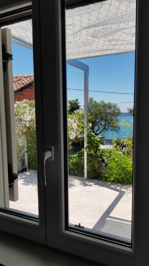 Peaceful Cherry Place Portoroz Bagian luar foto